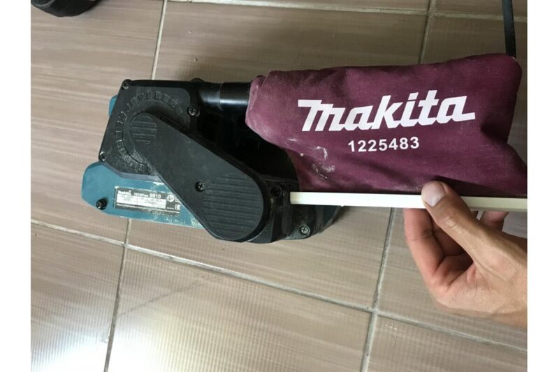 Ленточная шлифмашина Makita 9910