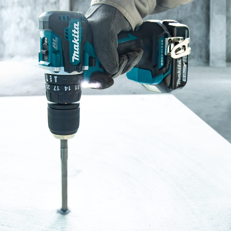 Аккумуляторная ударная дрель-шуруповерт Makita DHP487Z