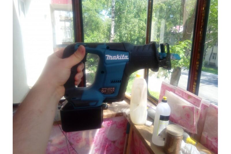 Сабельная пила Makita LXT DJR188Z