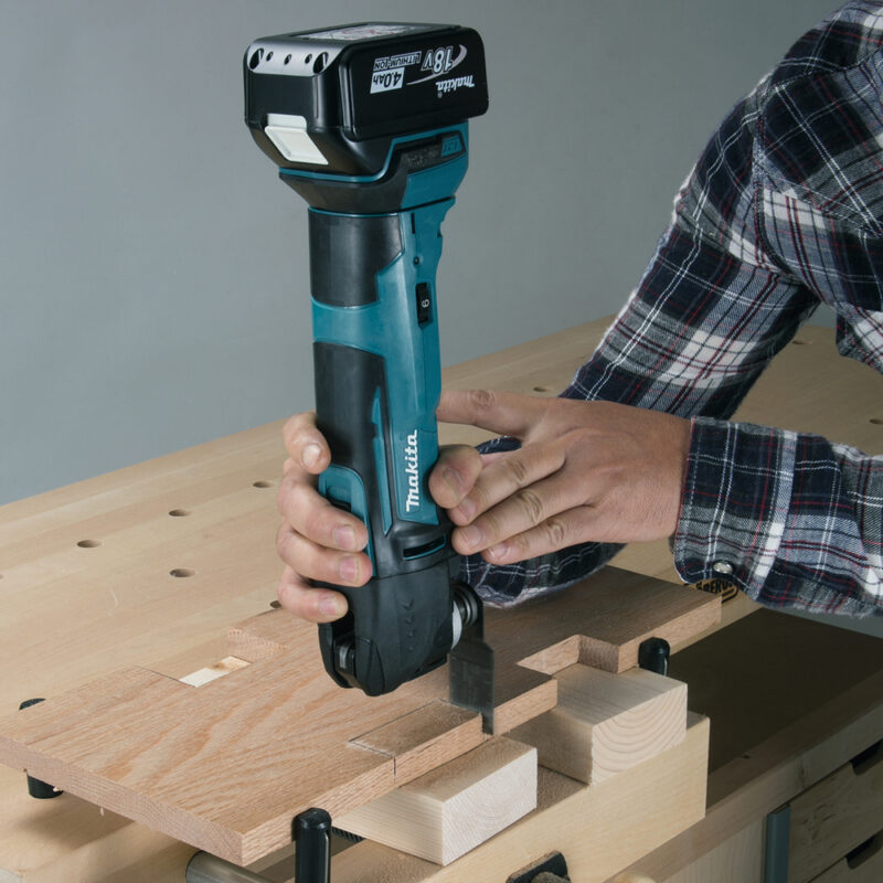 Многофункциональный инструмент Makita LXT DTM51Z