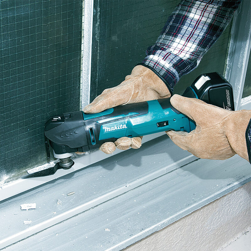 Многофункциональный инструмент Makita LXT DTM51Z