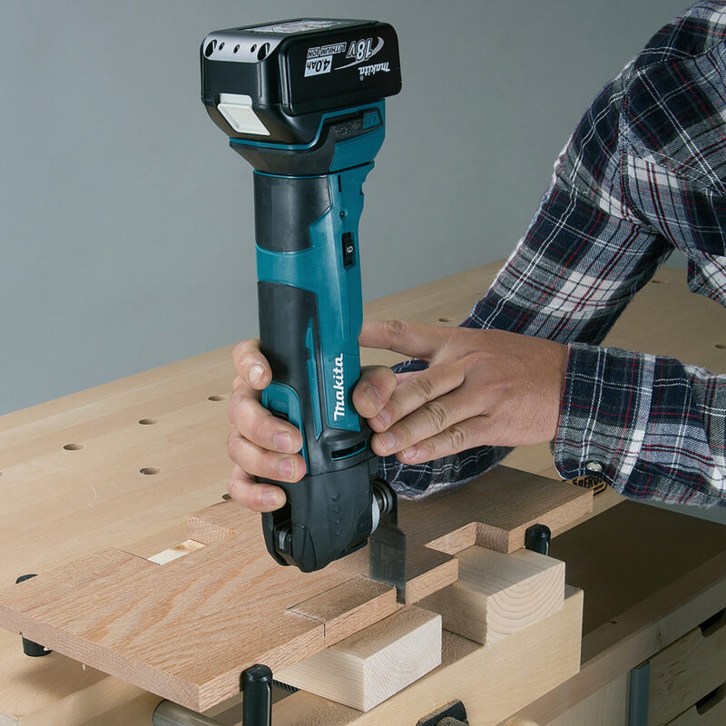 Многофункциональный инструмент Makita LXT DTM51Z