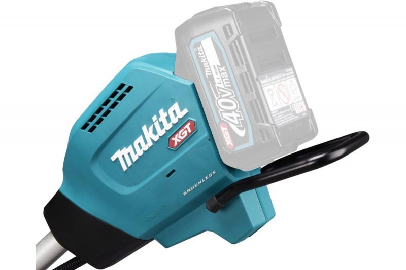 Аккумуляторная коса Makita UR002GZ05D401 , XGT, 40в, 550 Вт (1 акк. 40в 4.0Ач и З/У DC40RA)