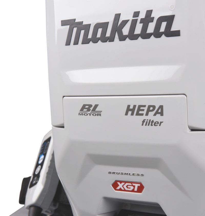 Аккумуляторный ранцевый пылесос Makita 40V XGT VC008GZ (без АКБ и ЗУ)