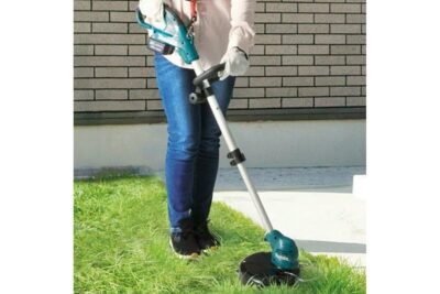 Аккумуляторный триммер Makita UR100DWAEX