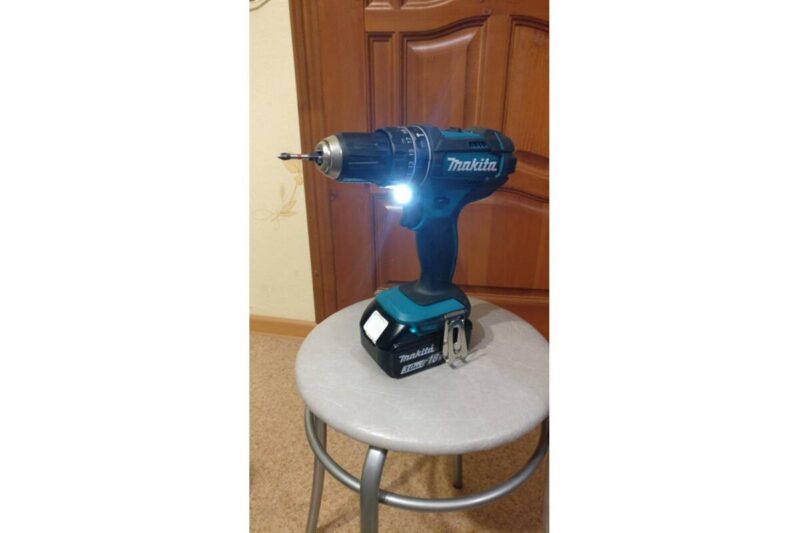 Аккумуляторная ударная дрель-шуруповерт Makita DHP482Z