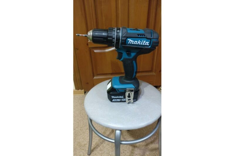 Аккумуляторная ударная дрель-шуруповерт Makita DHP482Z