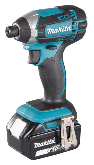 Аккумуляторный ударный шуруповерт Makita DTD152RME