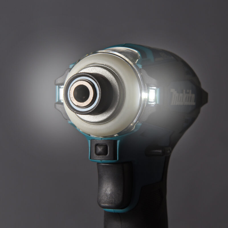 Аккумуляторный ударный бесщеточный шуруповерт Makita 180Нм, М5-М16 DTD172Z