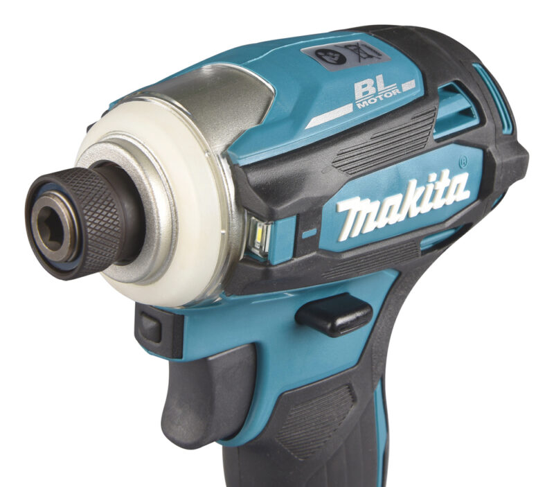 Аккумуляторный ударный бесщеточный шуруповерт Makita 180Нм, М5-М16 DTD172Z
