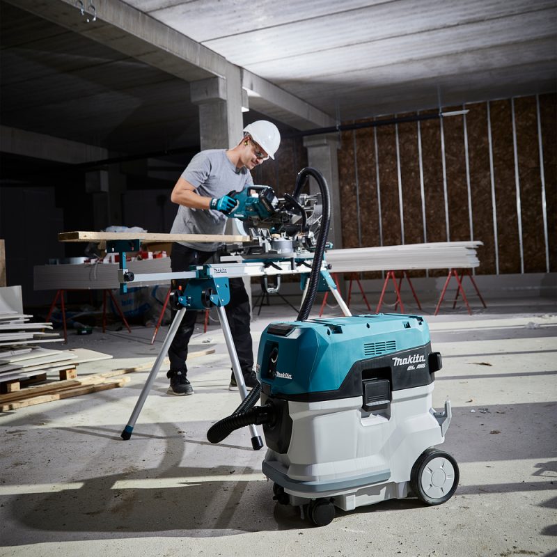 Аккумуляторный пылесос Makita XGT BL 2x40В, 3.2 м3/мин, 230 мбар, 8 л ,сух./влаж, L-класс, XPT VC006GMZ01