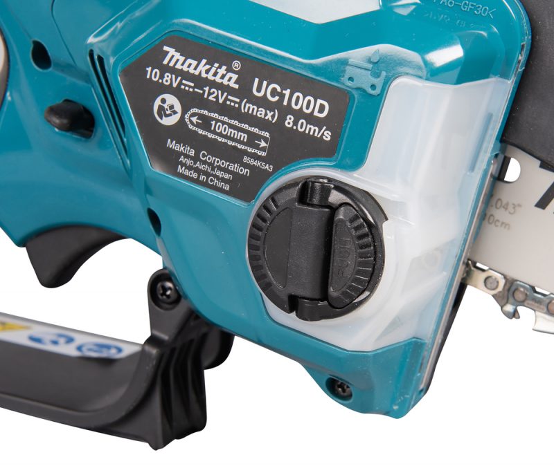 Цепная пила Makita LXT UC100DWA