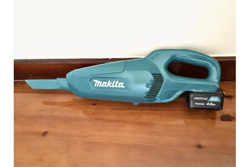 Пылесос Makita CL107FDZ