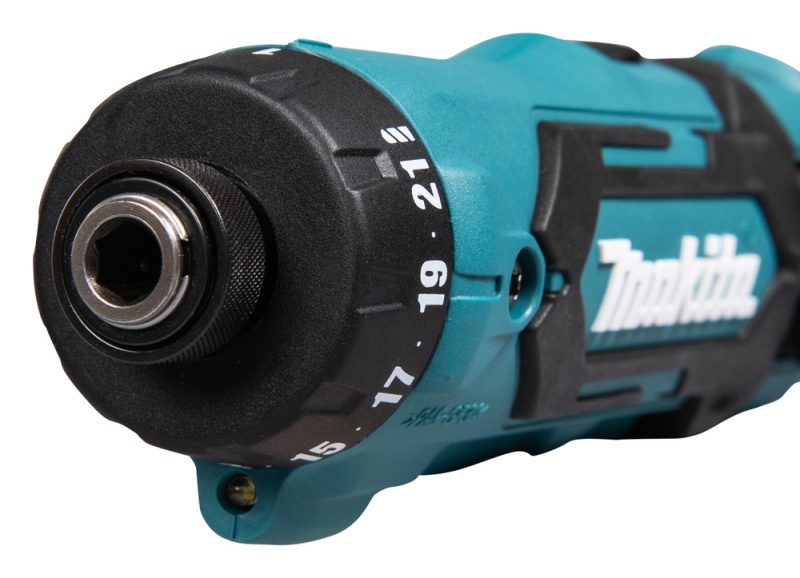 Отвертка аккумуляторная MAKITA DF012DSE