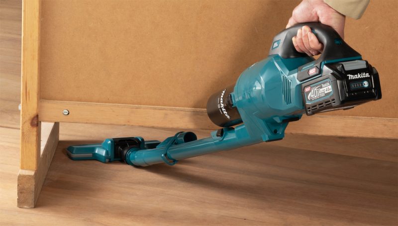 Аккумуляторный пылесос Makita XGT   CL003GZ