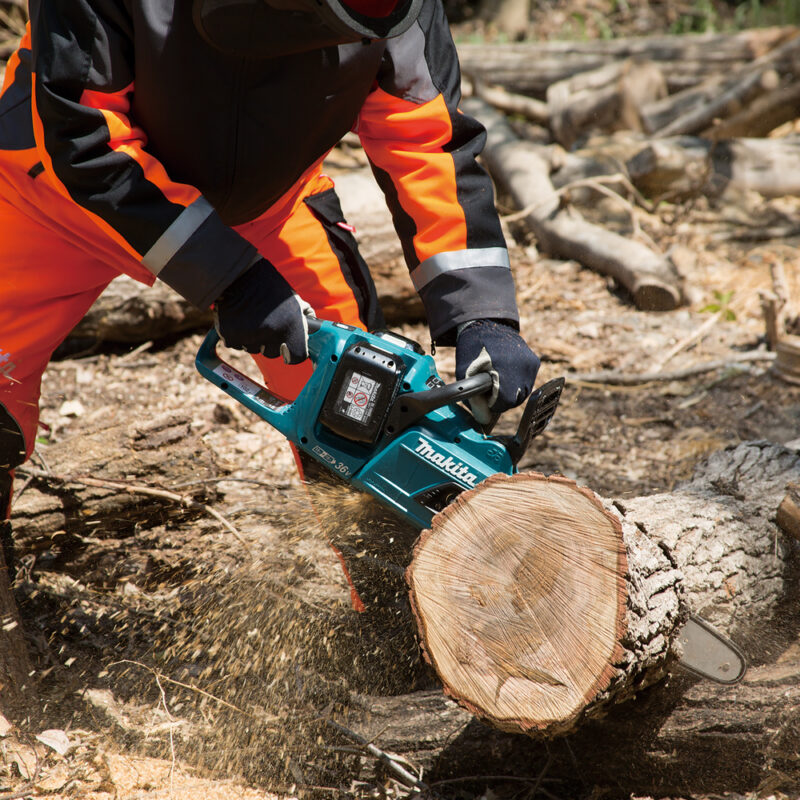 Цепная пила Makita LXT DUC355Z