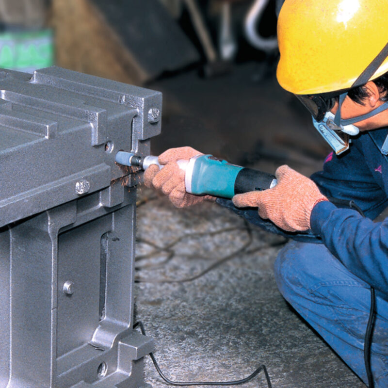 Прямая шлифмашина Makita GD 0800 C