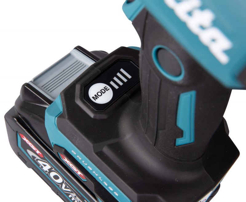 Аккумуляторная воздуходувка Makita  XGT  AS001GZ