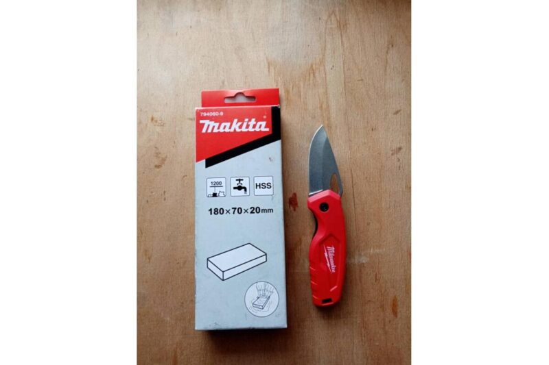 Доводочный брусок Makita 180 мм 794060-9