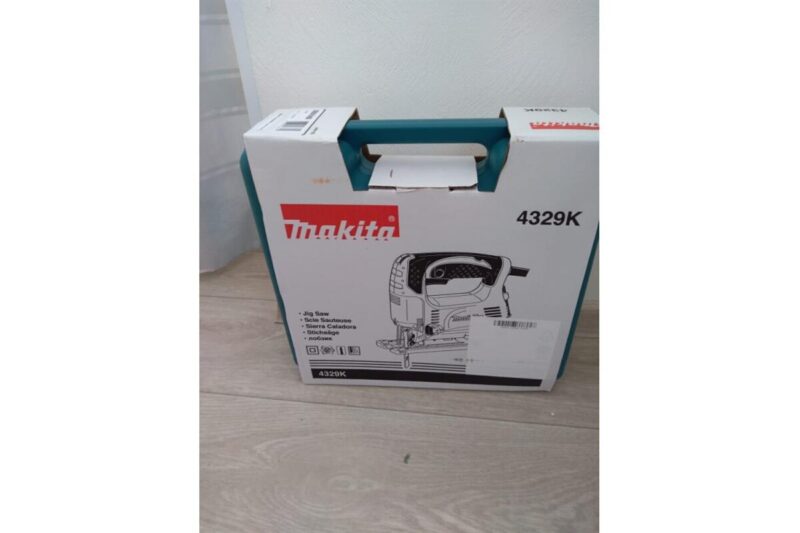 Лобзик Makita 4329 K