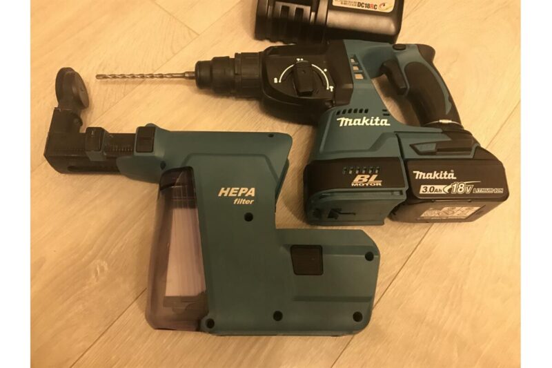Аккумуляторный перфоратор Makita LXT DHR242Z