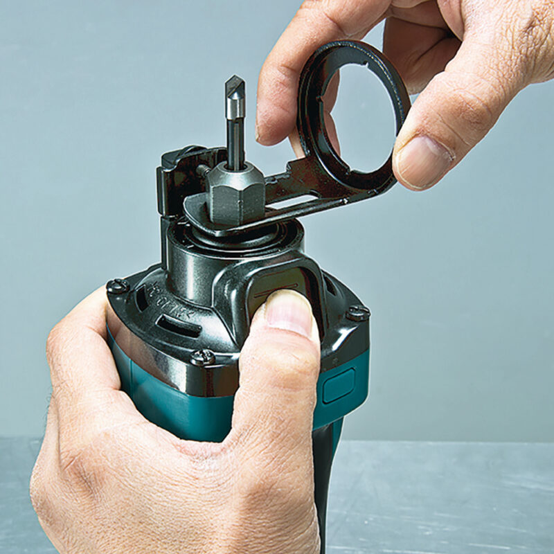 Фрезер Makita LXT DCO180Z