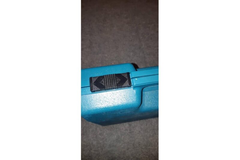Ударная дрель Makita HP1640K