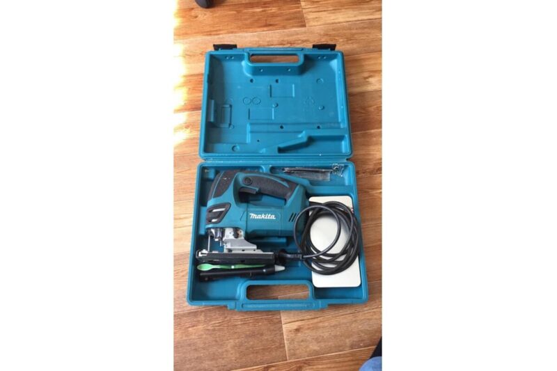 Лобзик Makita 4350 FCT