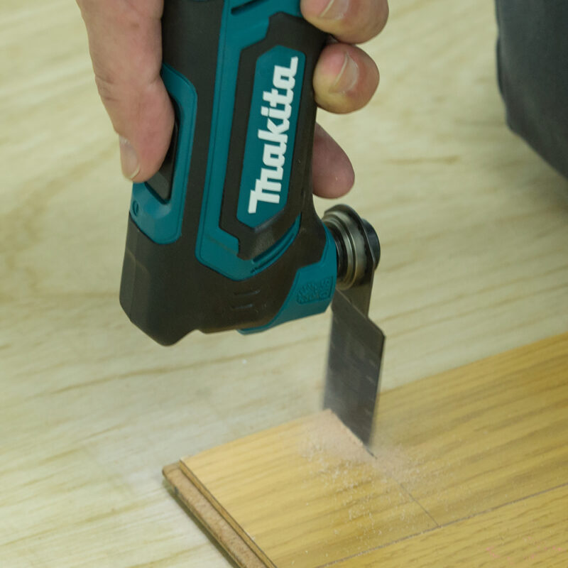 Мультитул Makita CXT TM30DZ
