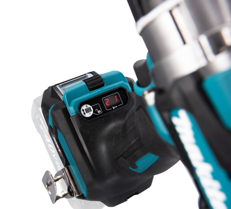 Аккумуляторная дрель-шуруповерт Makita XGT BL 40В DF001GZ