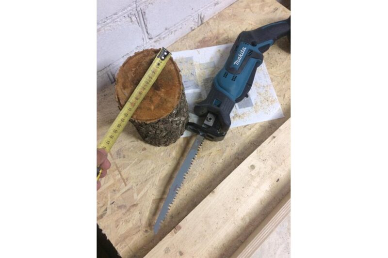 Сабельная пила Makita LXT DJR185Z