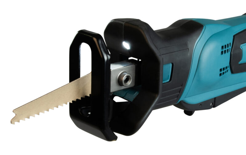 Сабельная пила Makita LXT DJR185Z