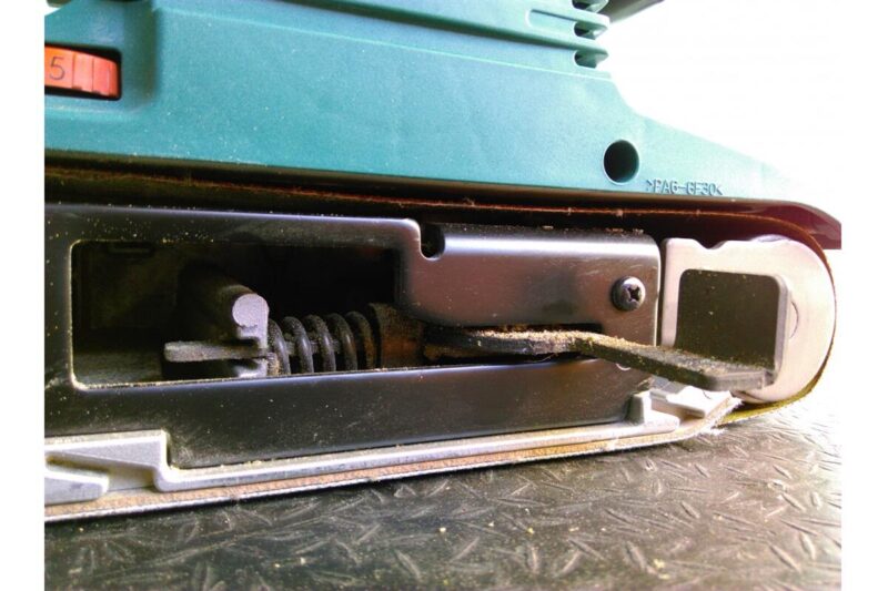 Ленточная шлифмашина Makita 9404