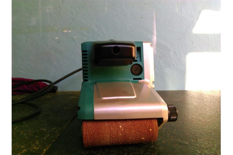Ленточная шлифмашина Makita 9404