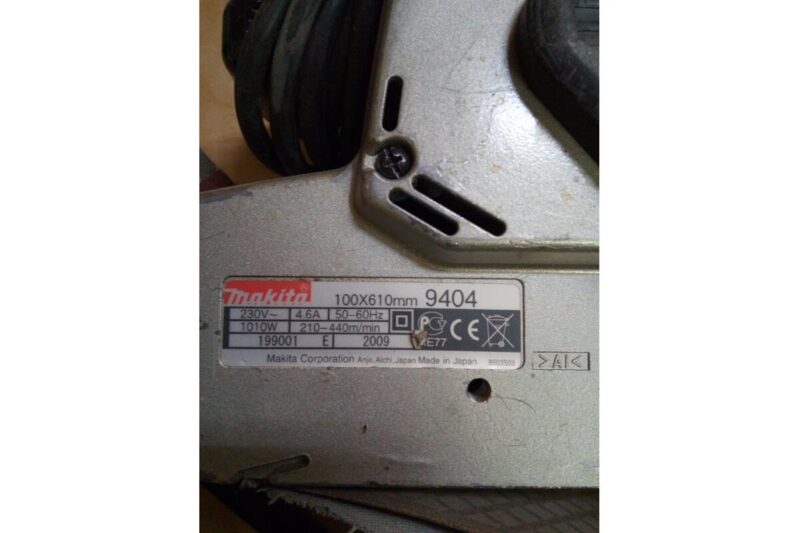 Ленточная шлифмашина Makita 9404