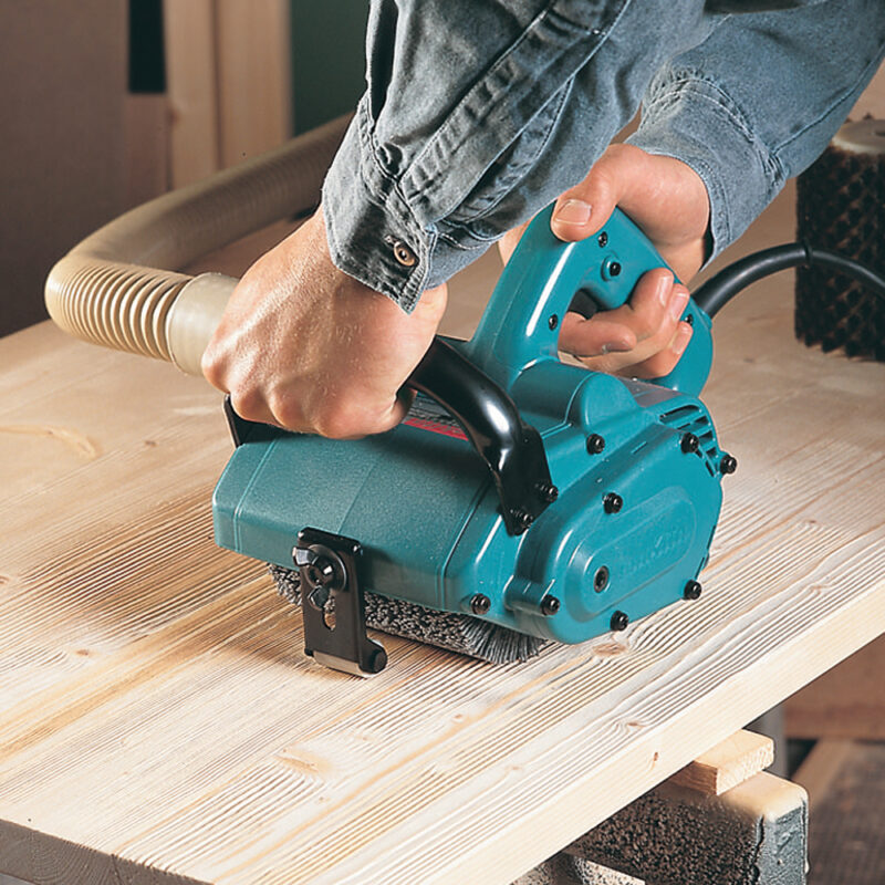 Щеточная шлифмашина Makita 9741