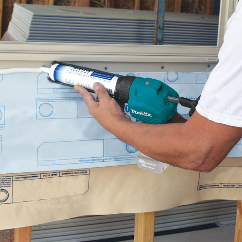 Пистолет для герметика Makita CG100DWAEA