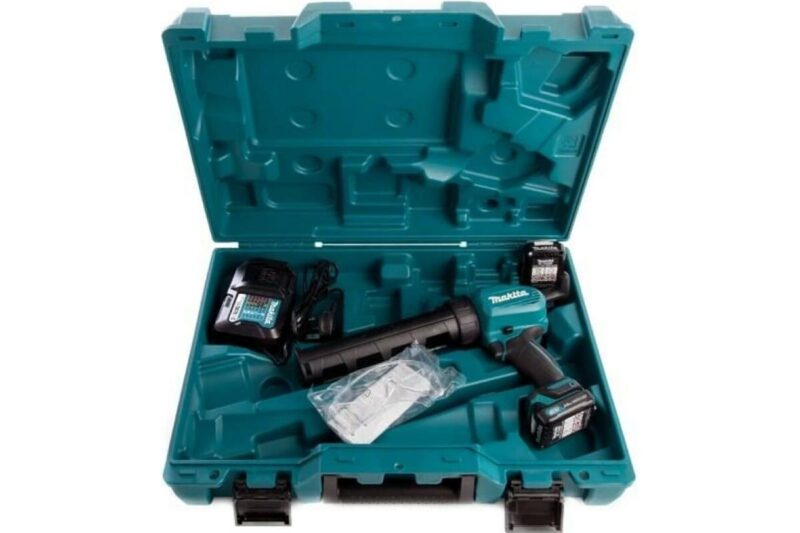 Пистолет для герметика Makita CG100DWAEA