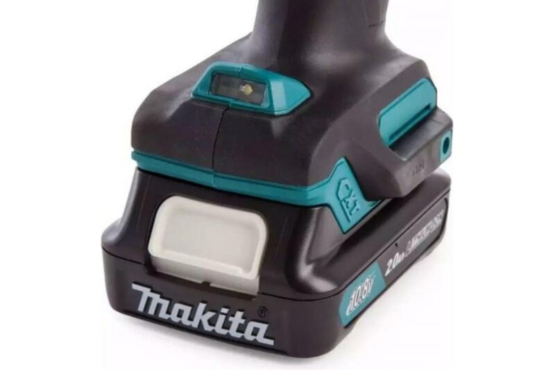 Пистолет для герметика Makita CG100DWAEA