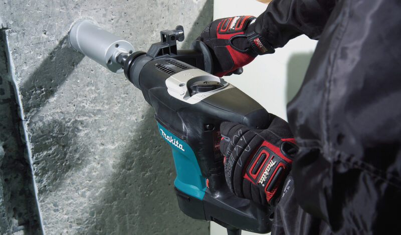 Перфоратор Makita HR 3200 C